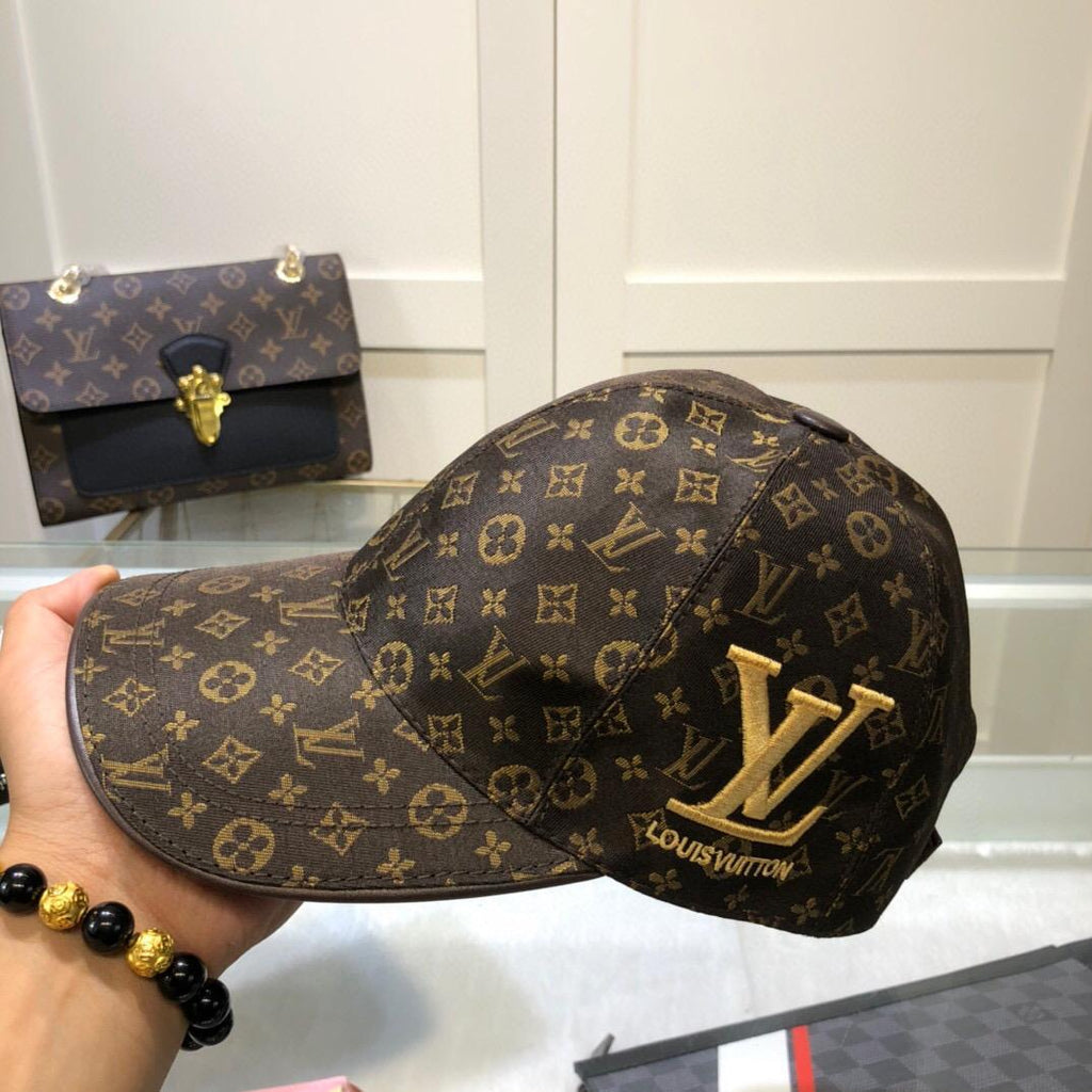 Summer new letter embroidery baseball cap