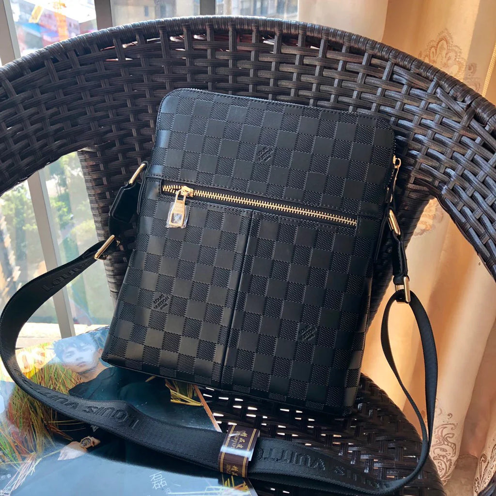 Luxury men's leisure commuting bag 1024070103