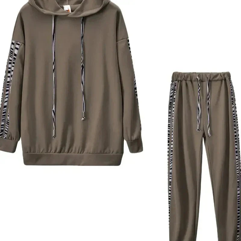 WOMEN'S SPORTS SET