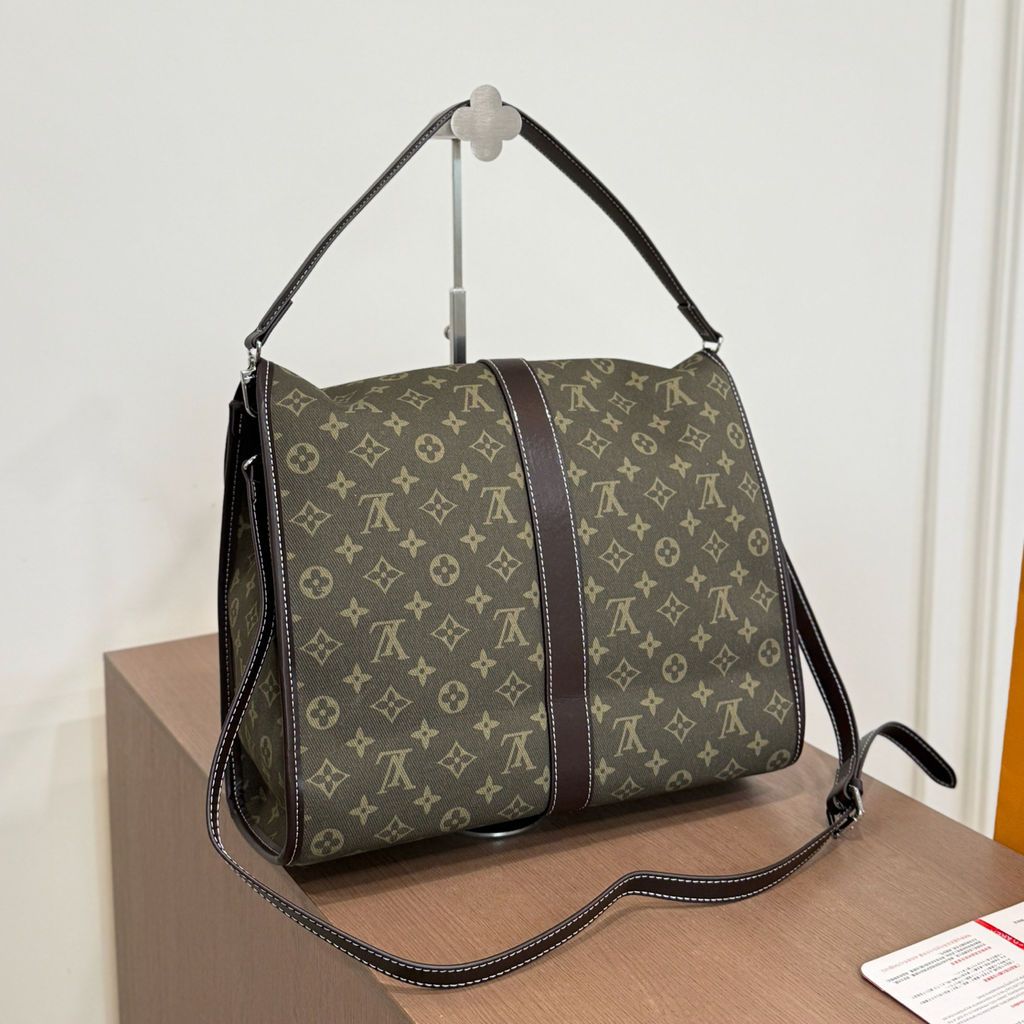 New Fashion Green men's BagsXC052026091701