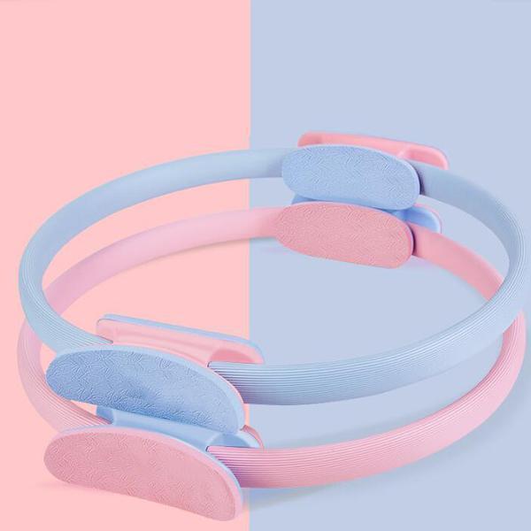 💪🌸 Shape, strengthen, improve posture – the all-in-one Pilates ring for every level! 🌿✨ Sustainable & effective for home use.